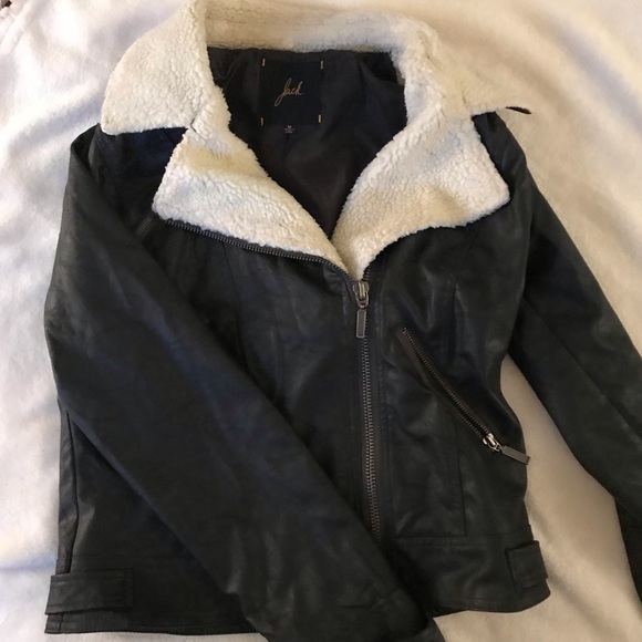 Jacket - Picture 1 of 6